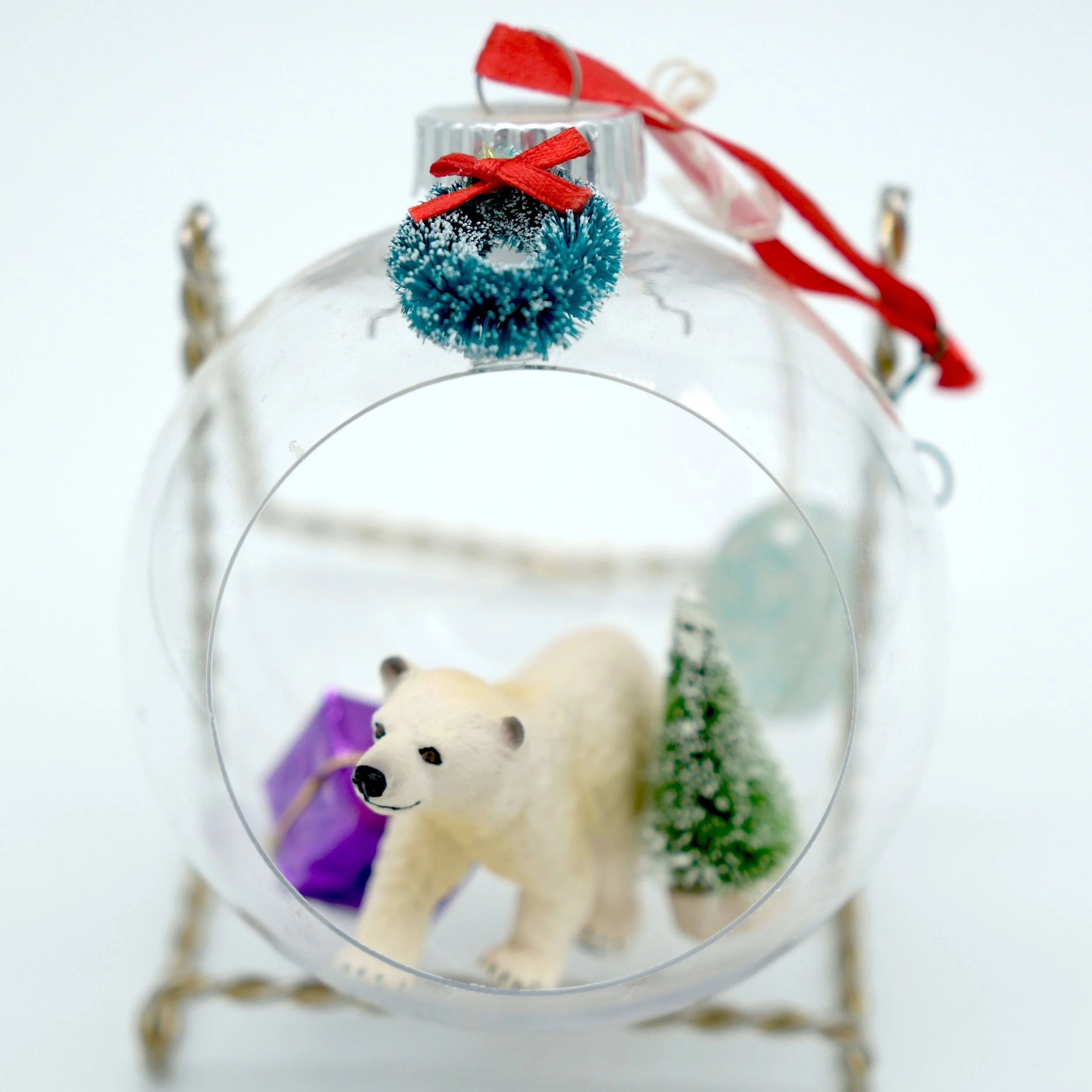 Polar Bear Ornament (Open Front)
