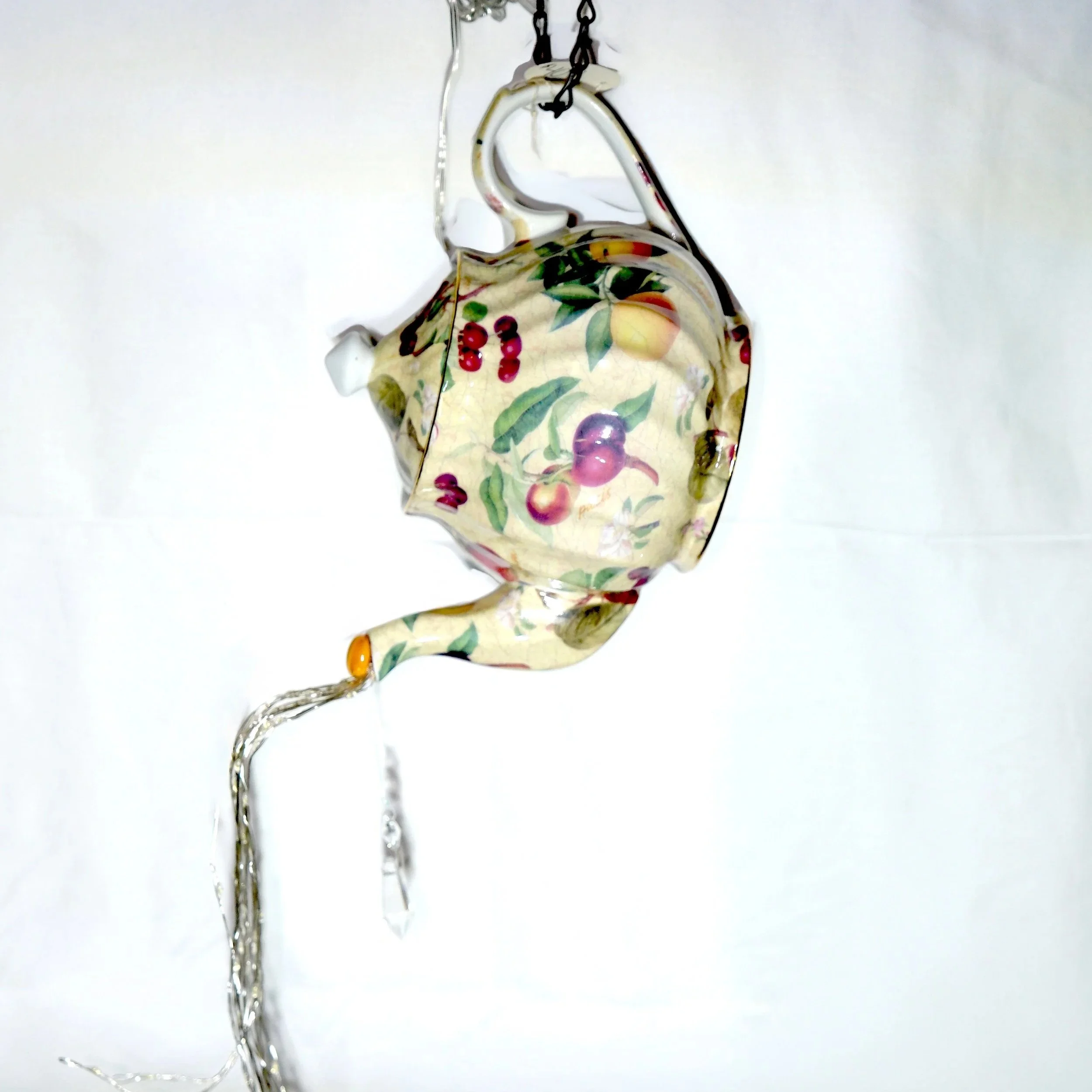 Hanging Teapot (Fruit) w/ Lights