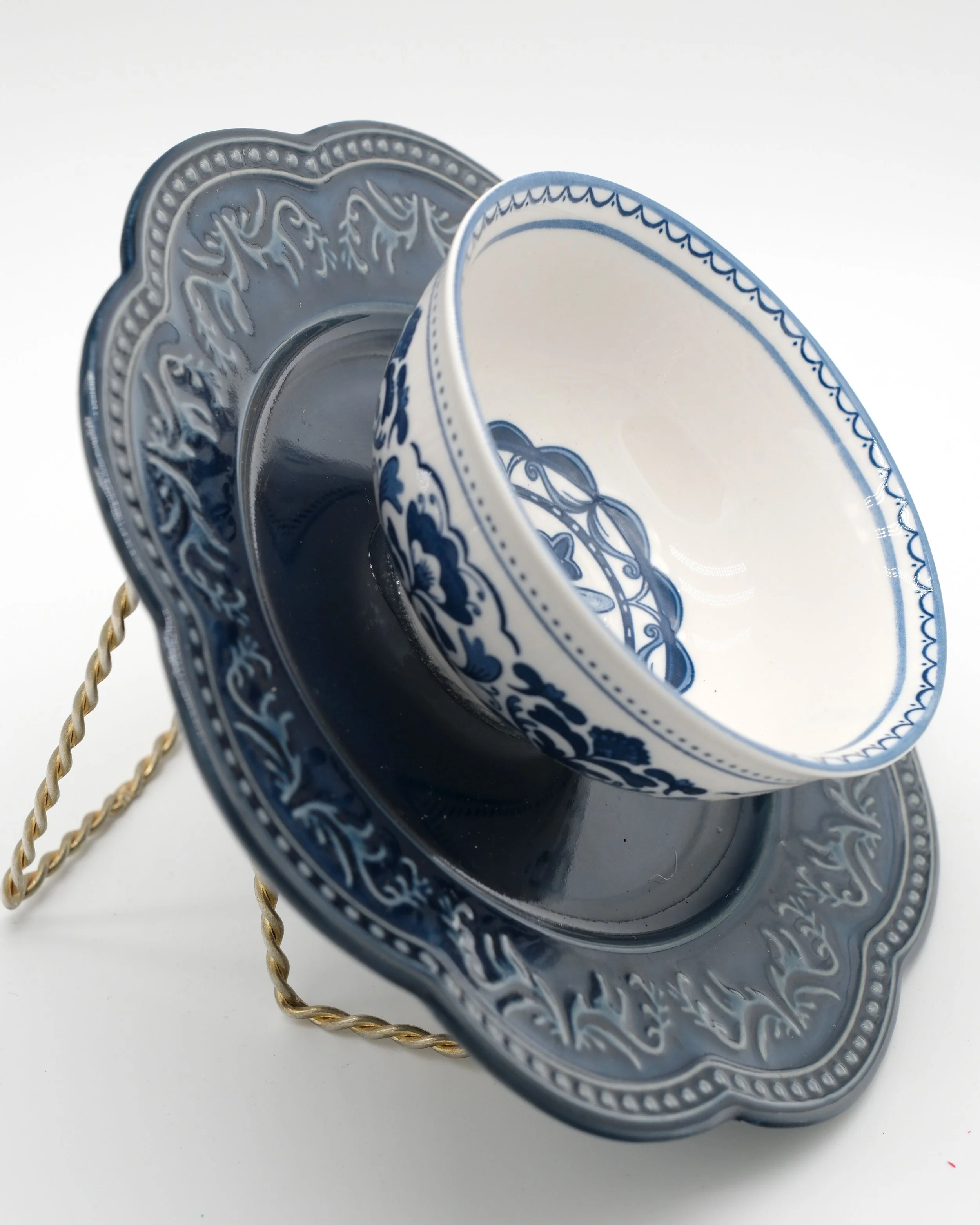 Plate Flower - Blue and White Pattern