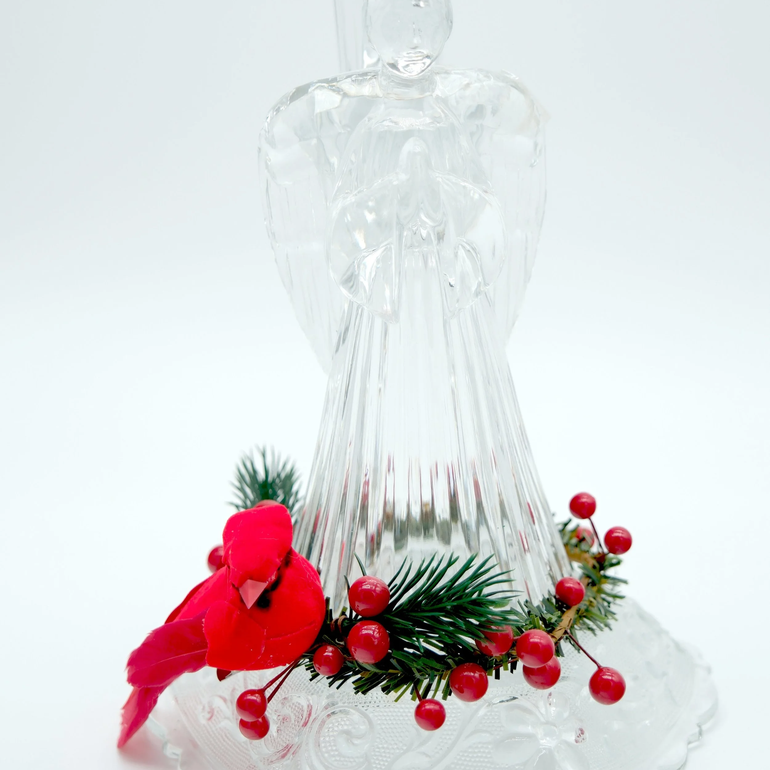 Holiday Solar Angel w/ Cardinal (Right)