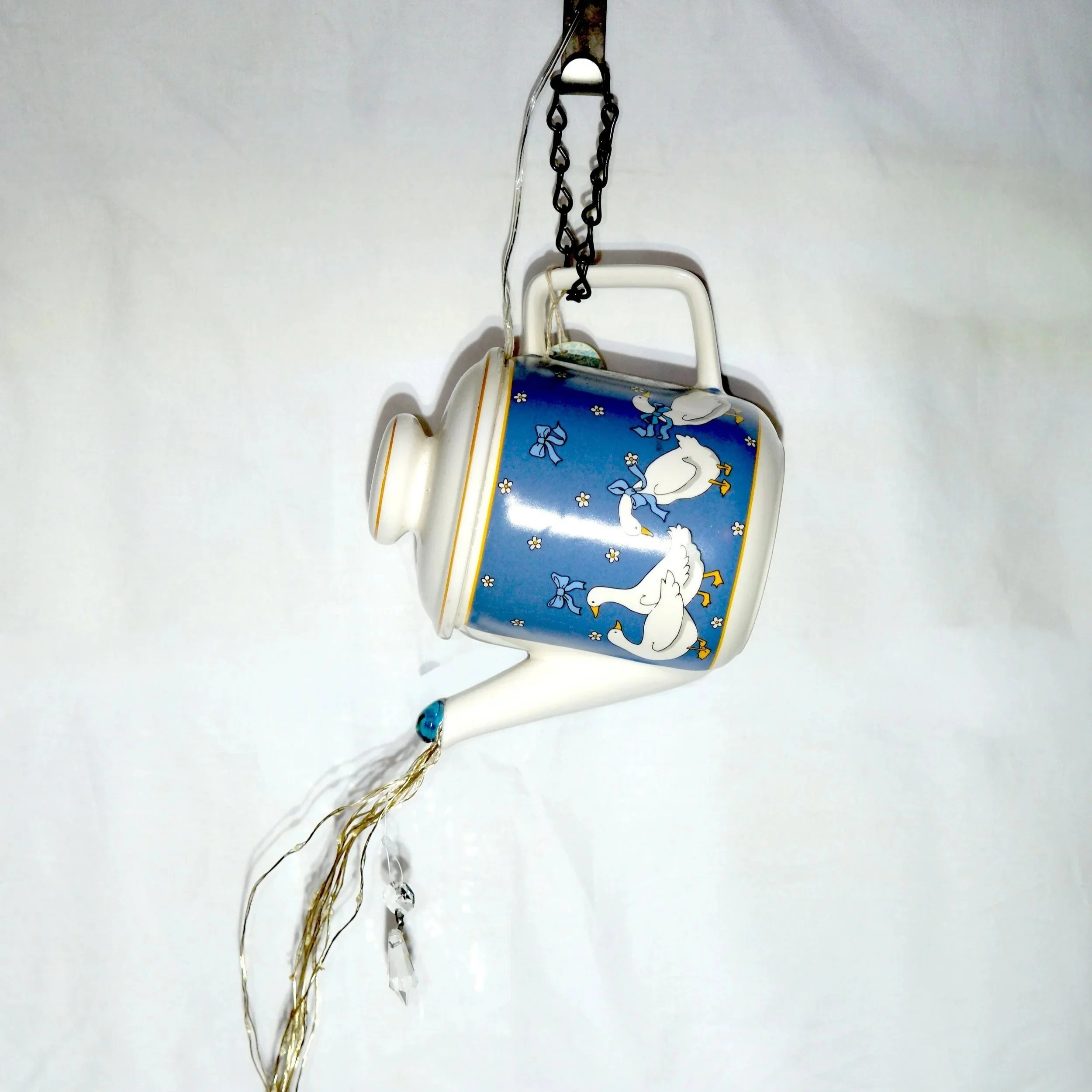 Hanging Teapot (Duck) w/ Lights