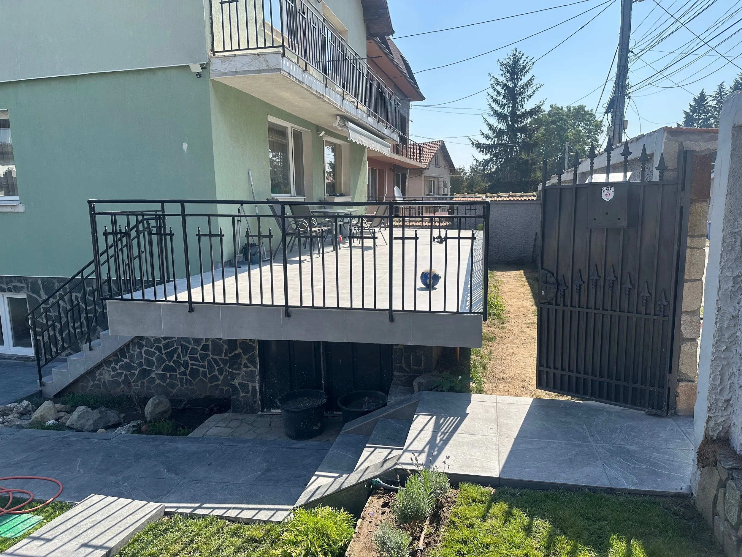 Untitled design (5).jpg