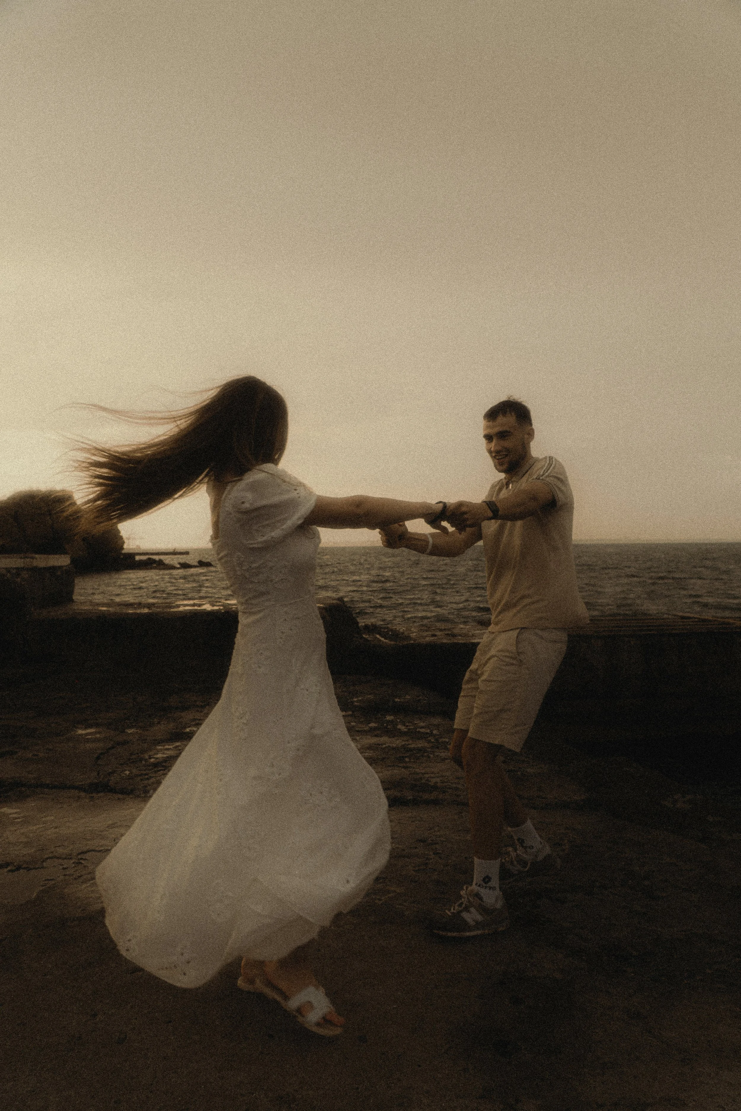 Am I Anxiously Attached? Insights from a Dallas Relationship Counselor 