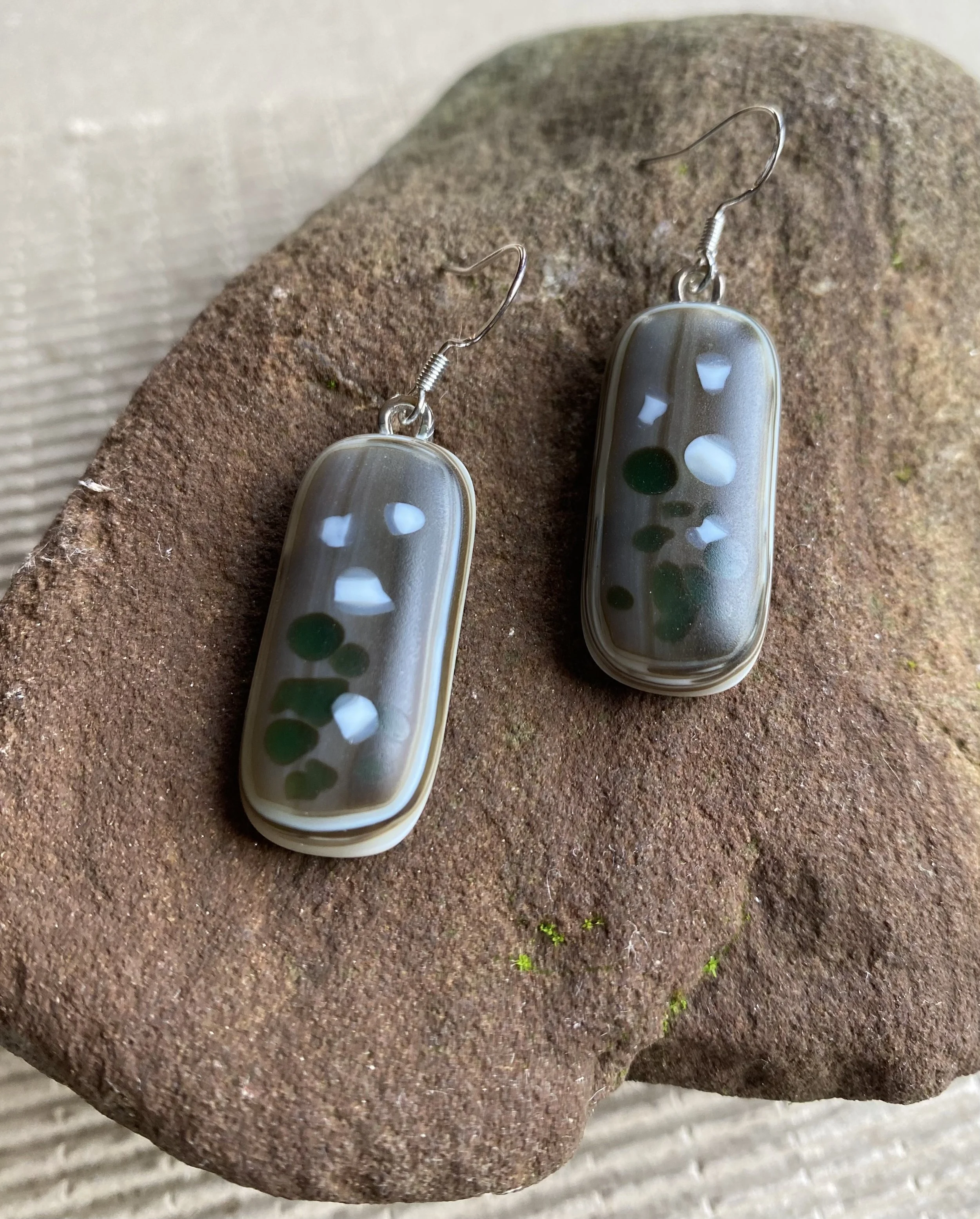 Stone/Brown Glass Drop Earrings