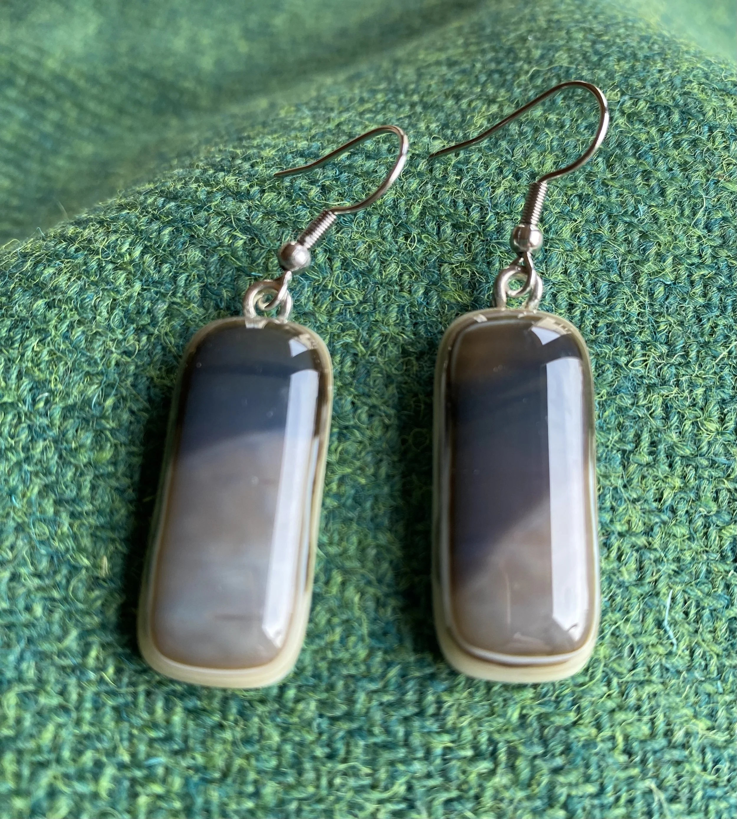 Stone/Brown/Vanilla Glass Drop Earrings