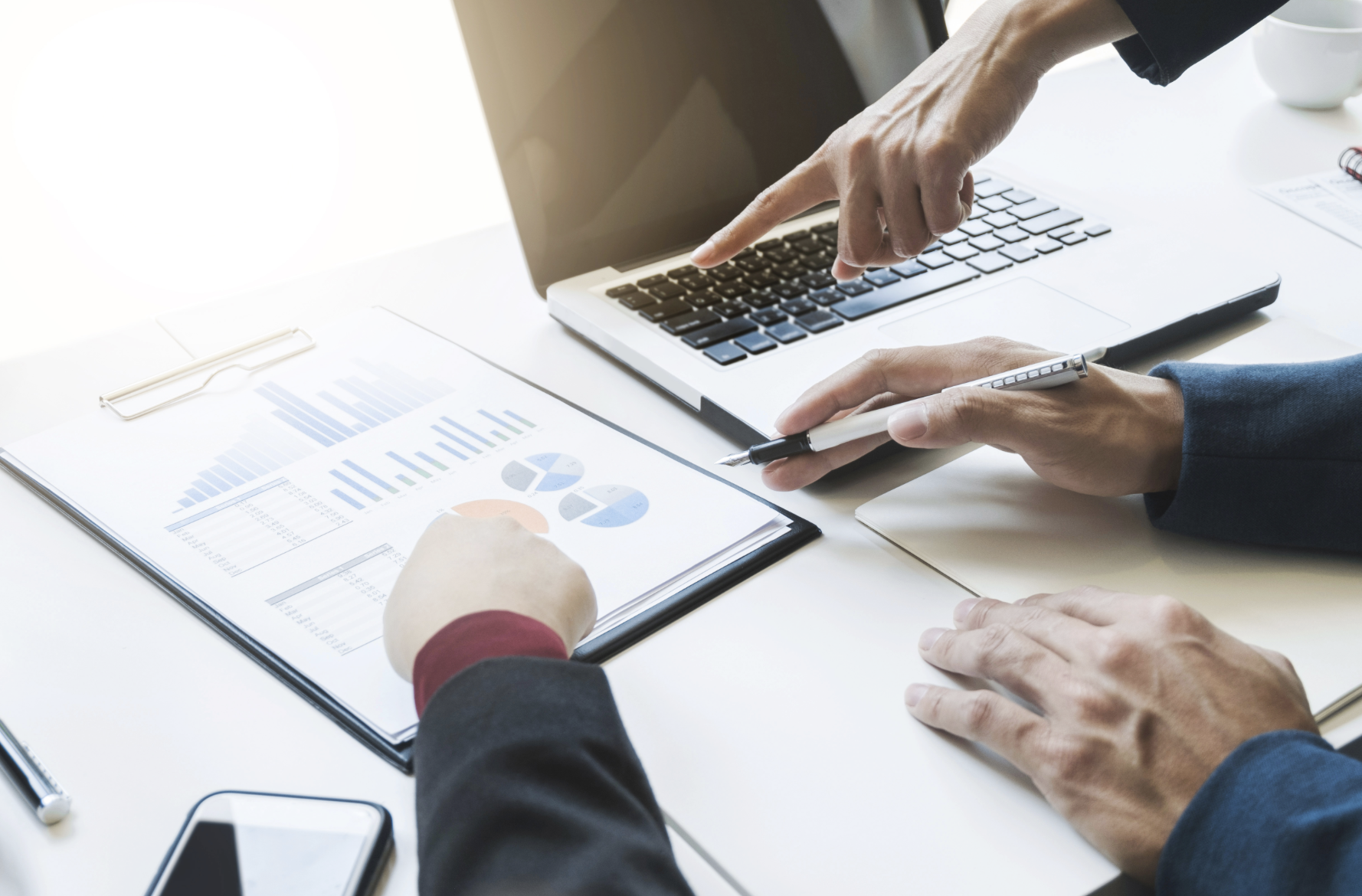 Manufacturing Company Partners with Solaris to Overcome Technical Accounting Challenges