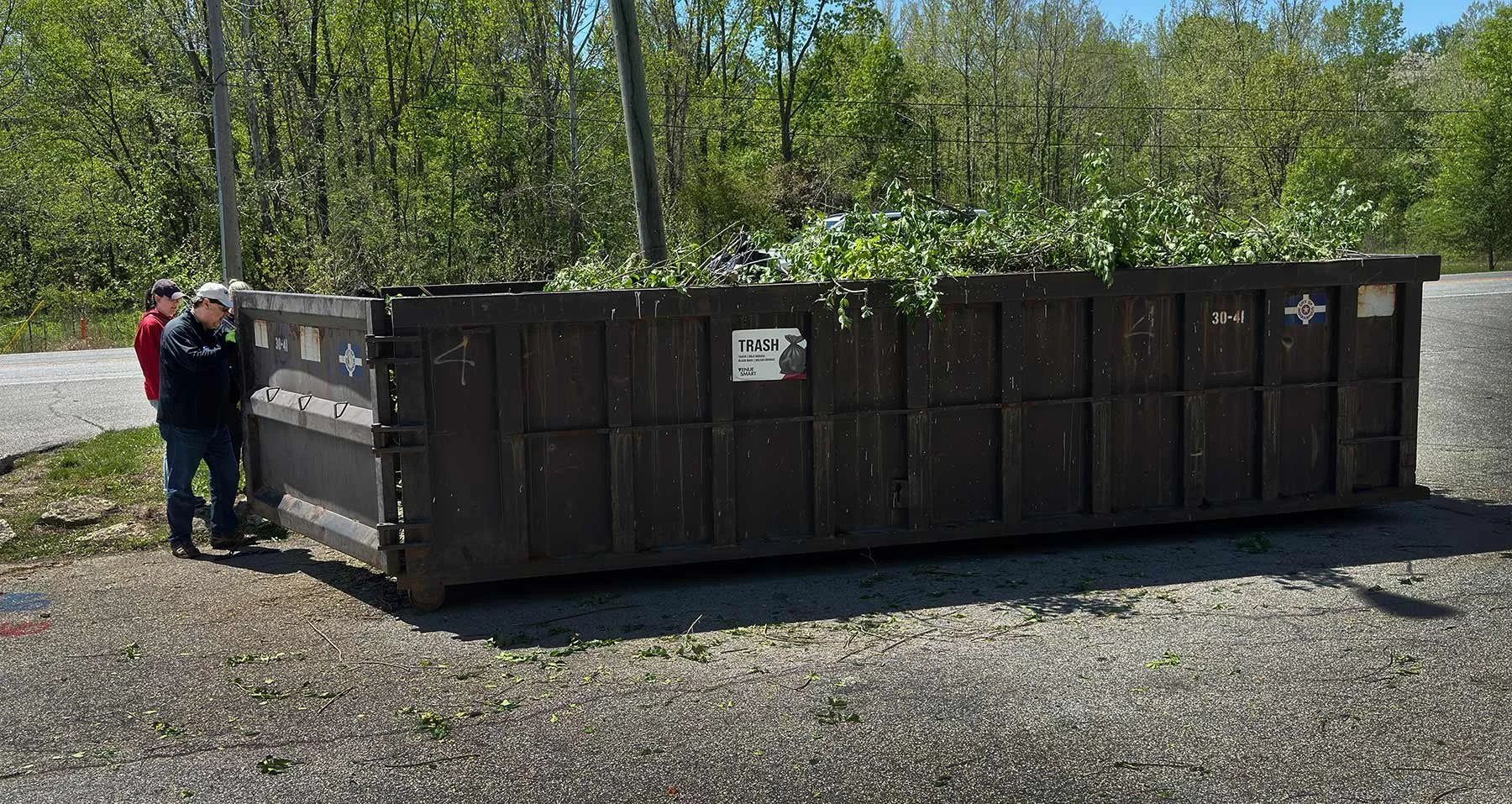 5trashbin1.jpg