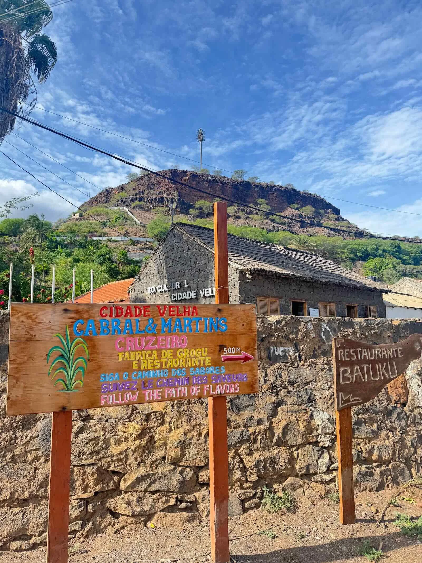 Cidade Velha: Fort, Plantages & Tradities