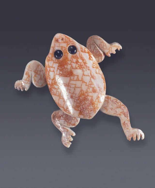 Indigenous American crafting of shell
