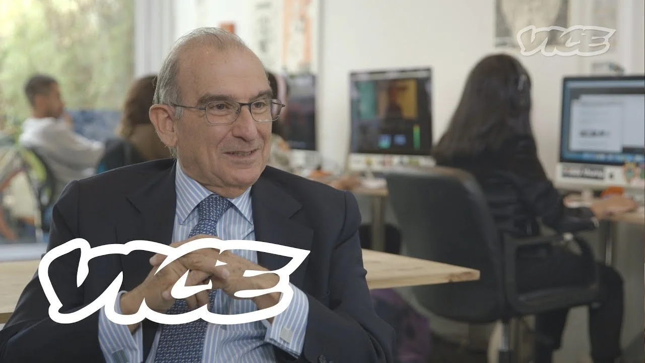 Video editing for the Vice questionnaire. The Vice questionnaire was an initiative carried out by Vice Colombia with the aim of interviewing the candidates for the Colombian presidency so that they could present their proposals, positions, and plans 