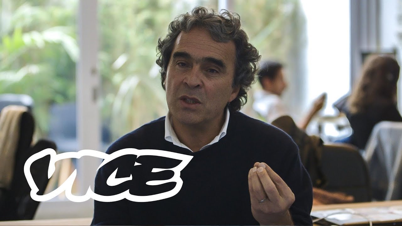 Video editing for the Vice questionnaire. The Vice questionnaire was an initiative carried out by Vice Colombia with the aim of interviewing the candidates for the Colombian presidency so that they could present their proposals, positions, and plans 