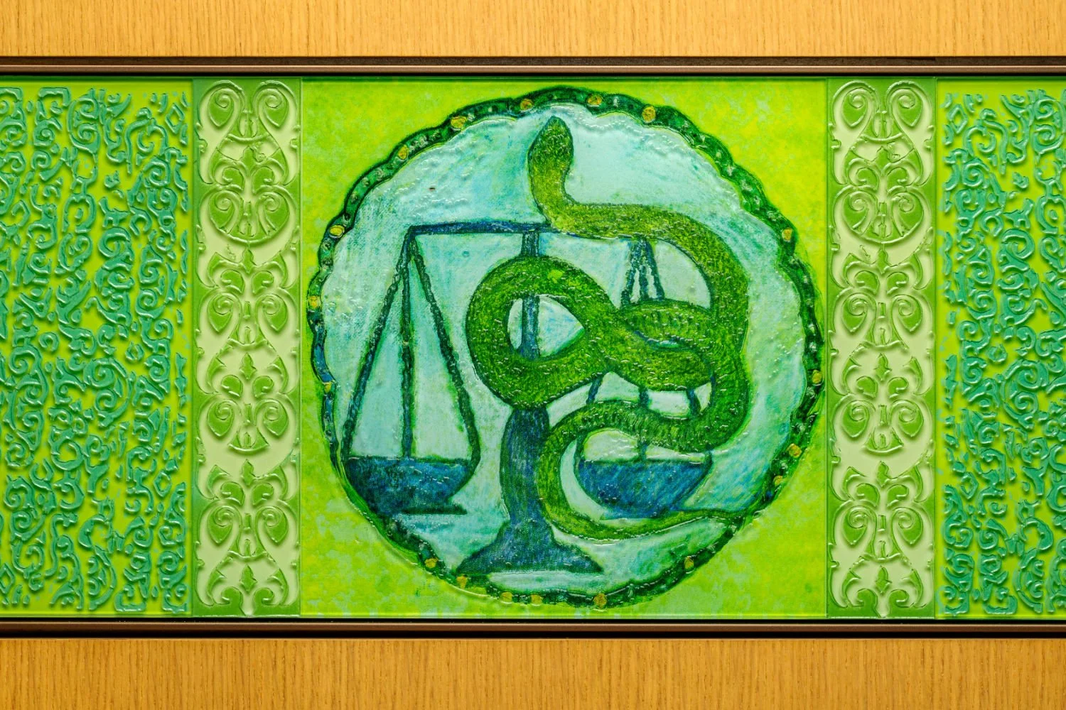04-Dan,Glass door detail.jpg