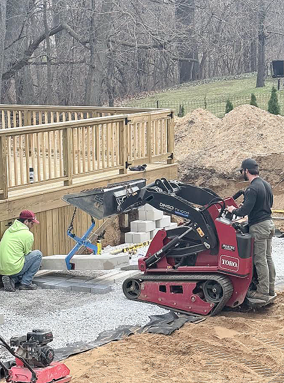Hardscape - Patio/retaining wall/outdoor kitchen