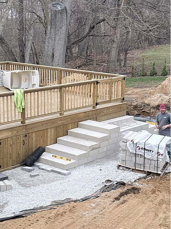 Hardscape - Patio/retaining wall/outdoor kitchen