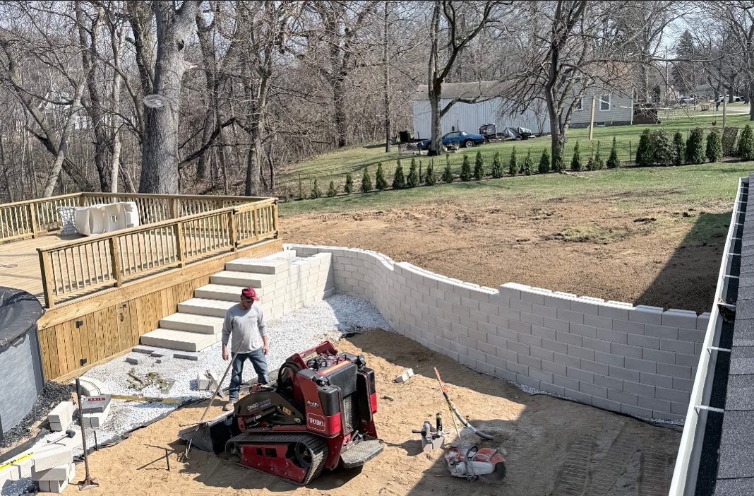 Retaining Wall/Patio