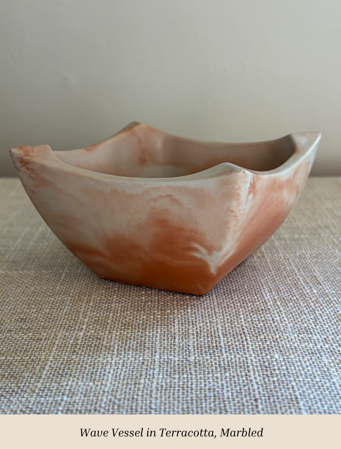 Wave Vessel in Terracotta Marbled.png