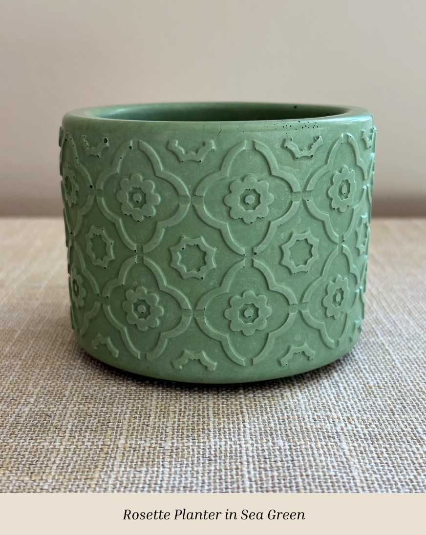 Rosette Planter in Sea Green Text.png