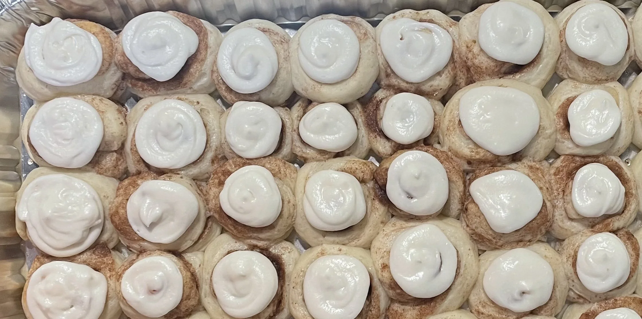 28 Bite Size Cozy Swirls (3 toppings available)
