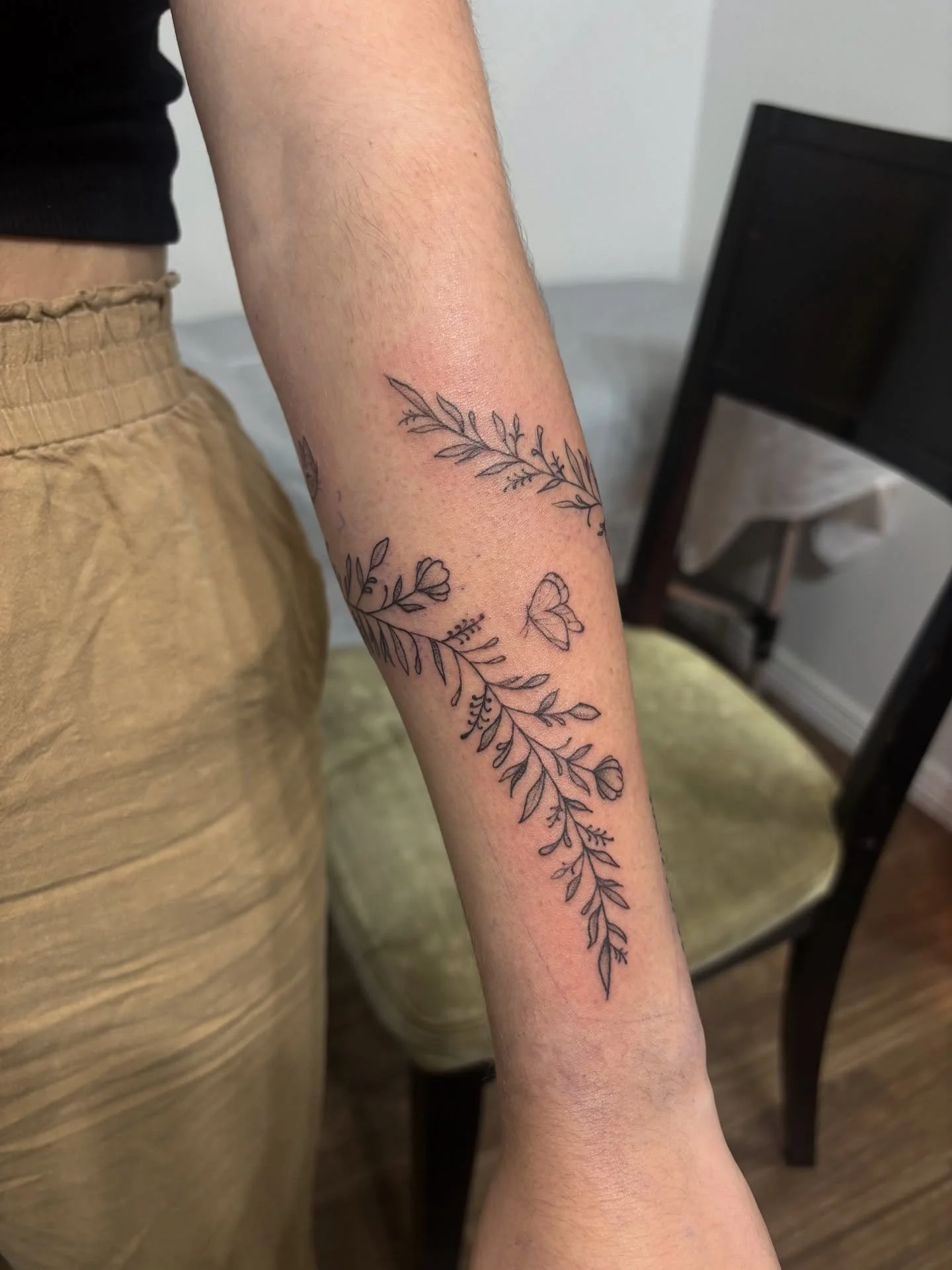 🦋🌸 @becca.cournoyer