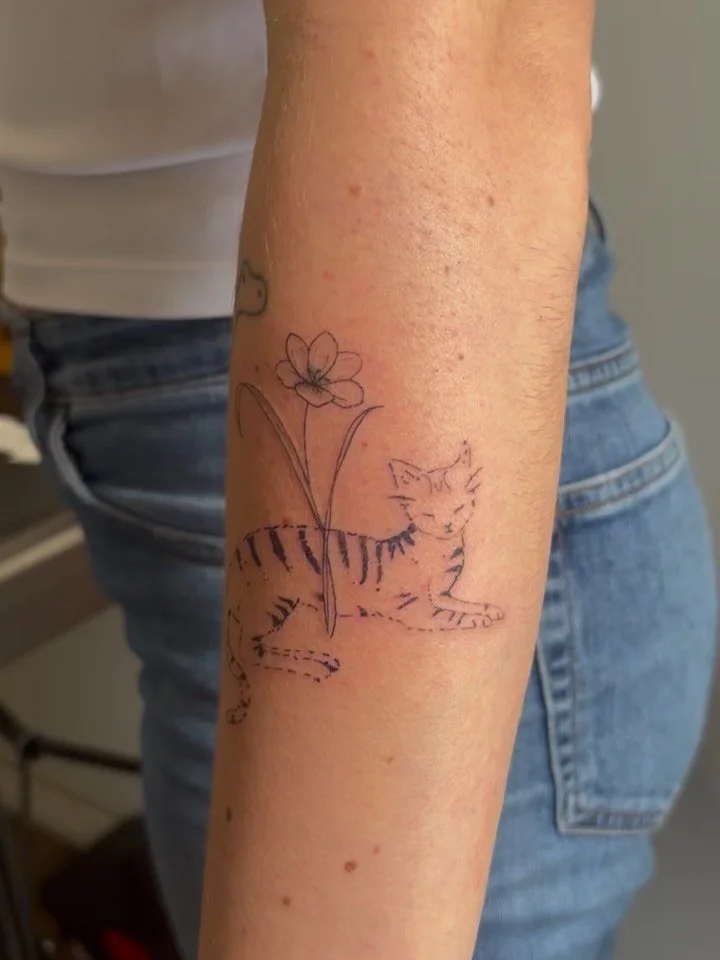 Soooo cute 🥰 @cam_bedard17