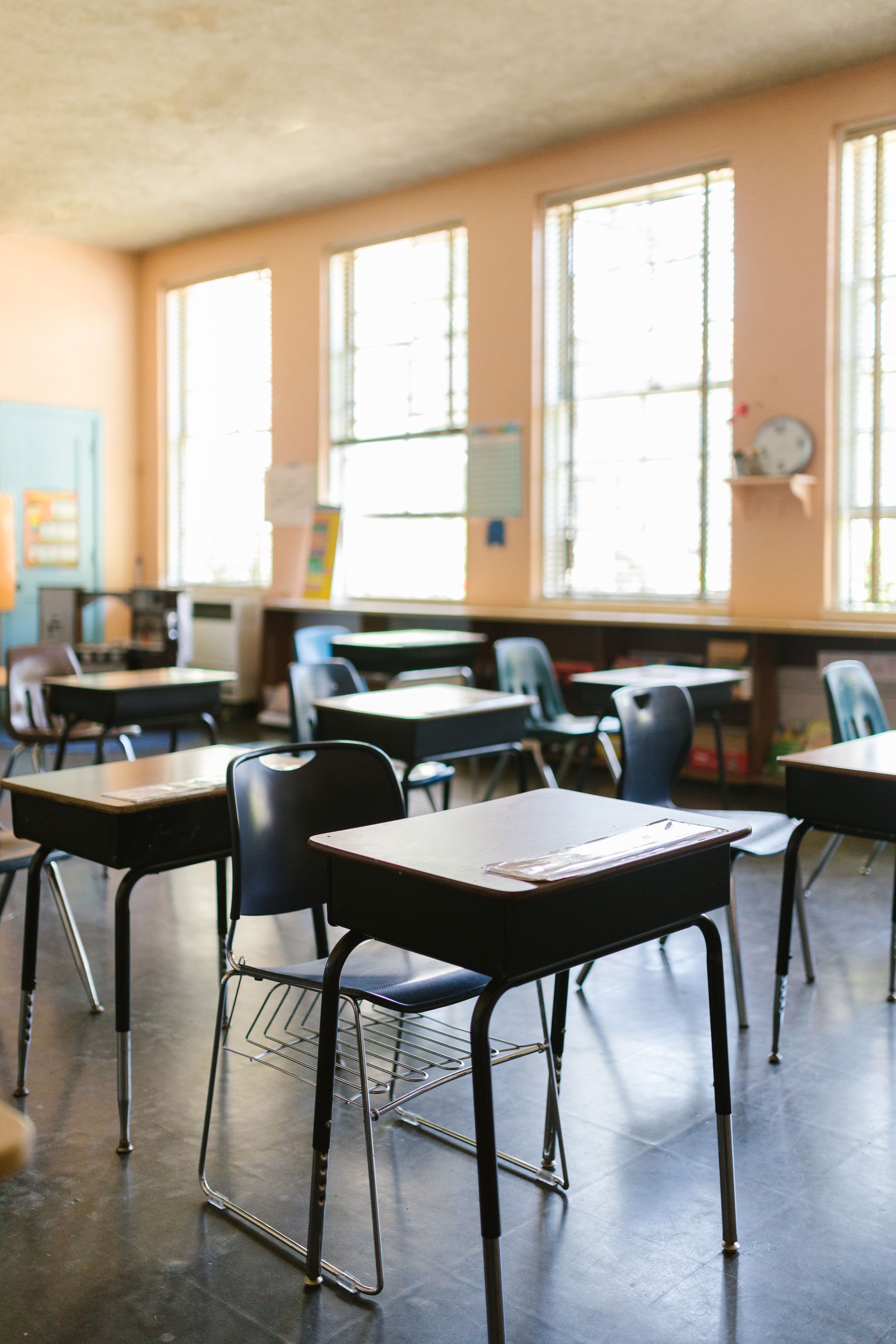 Why Summer Break Doesn’t Feel Like a Break for Working Moms With ADHD 