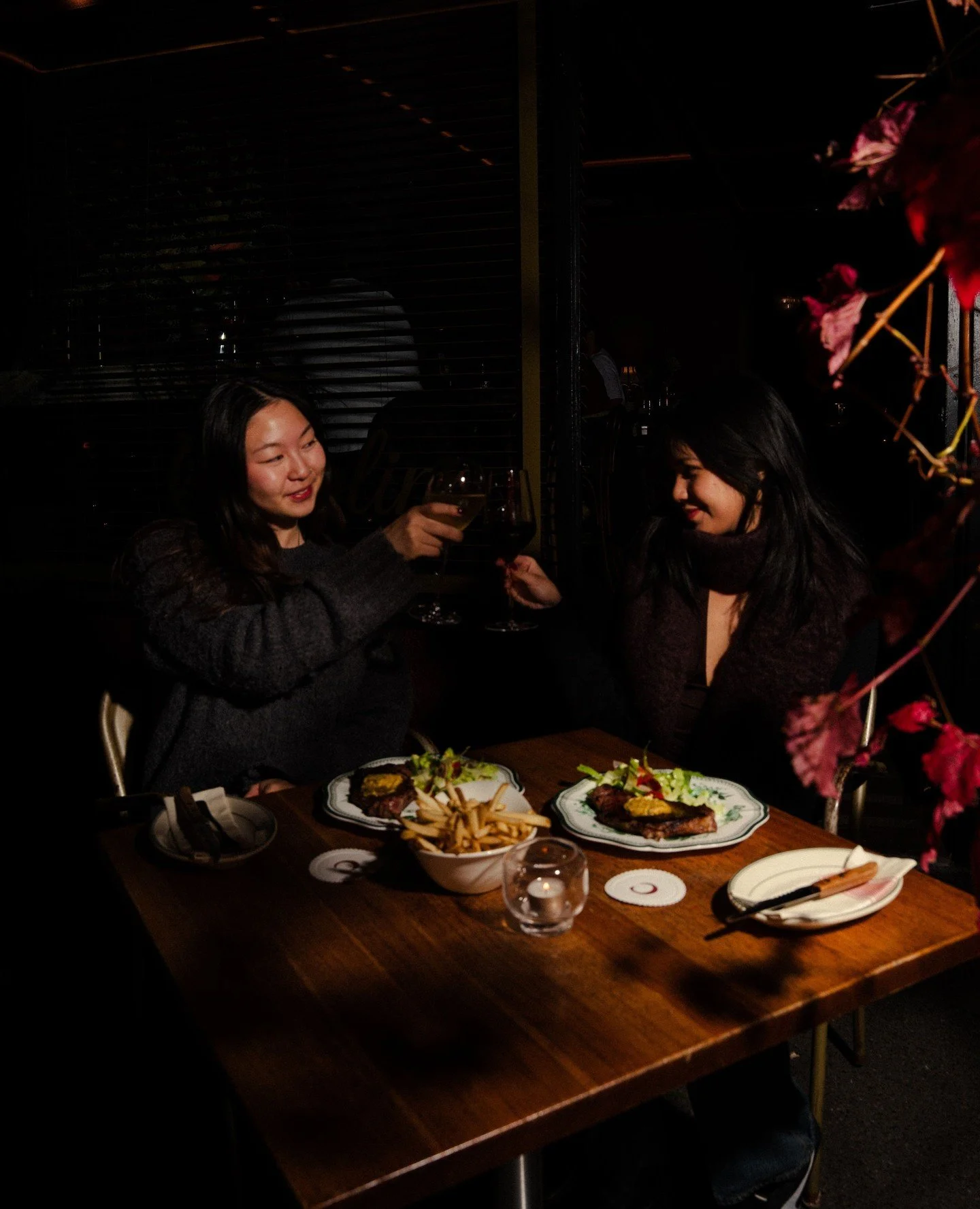 That catch-up you&rsquo;ve been talking about for weeks?⁠
⁠
Time to actually make it happen.⁠
⁠
See you at Chaplin&rsquo;s.