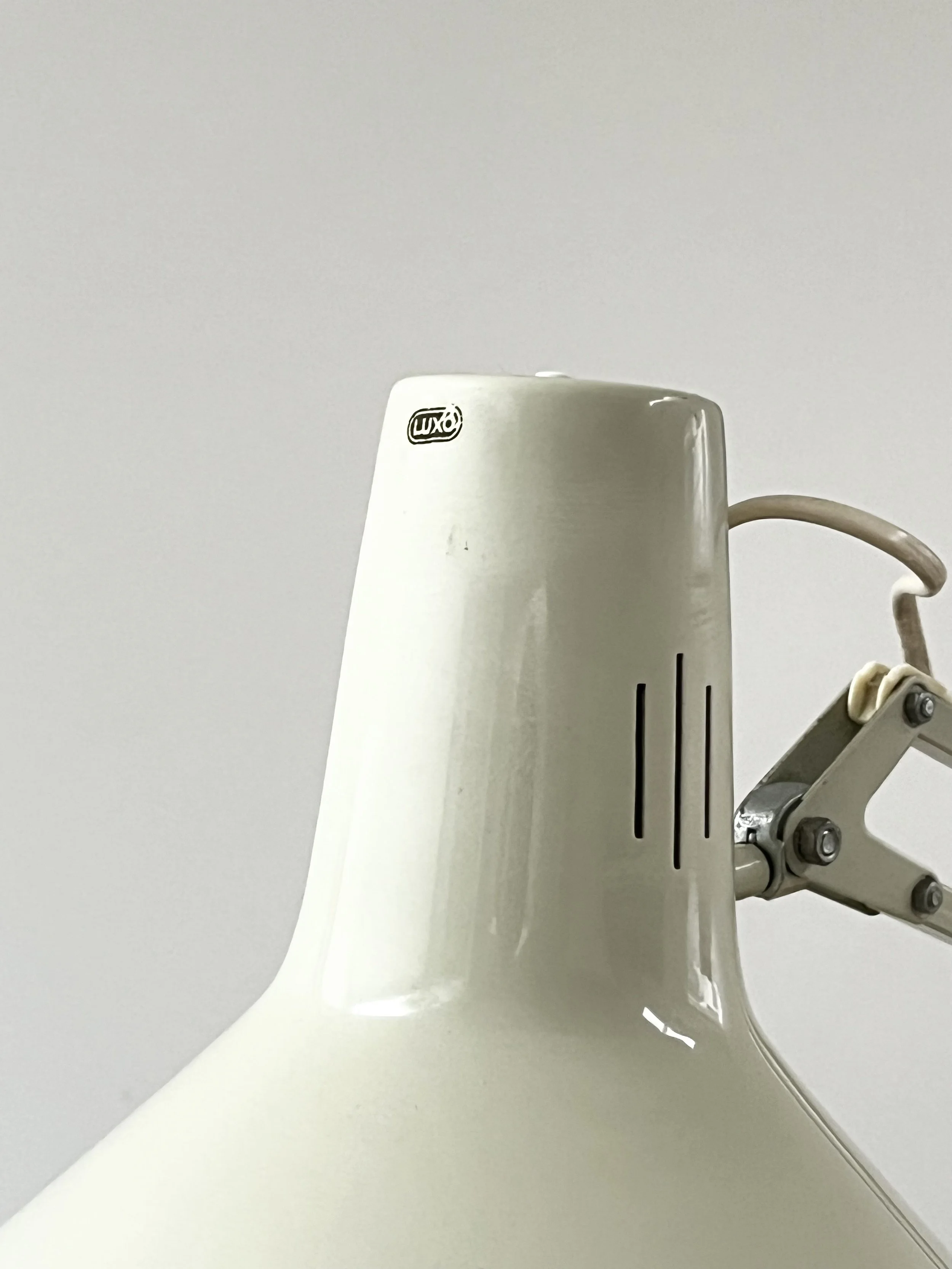 cream anglepoise lamp —  jacob jacobsen for luxo