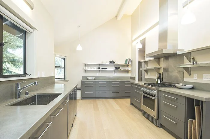 Amelia and Eric_3.jpg