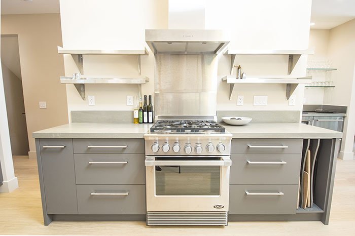 Amelia and Eric_2(1).jpg