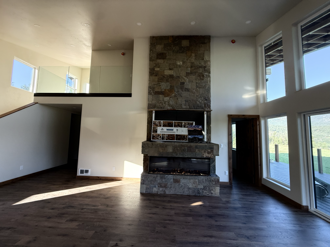 Living Room with fireplace.png