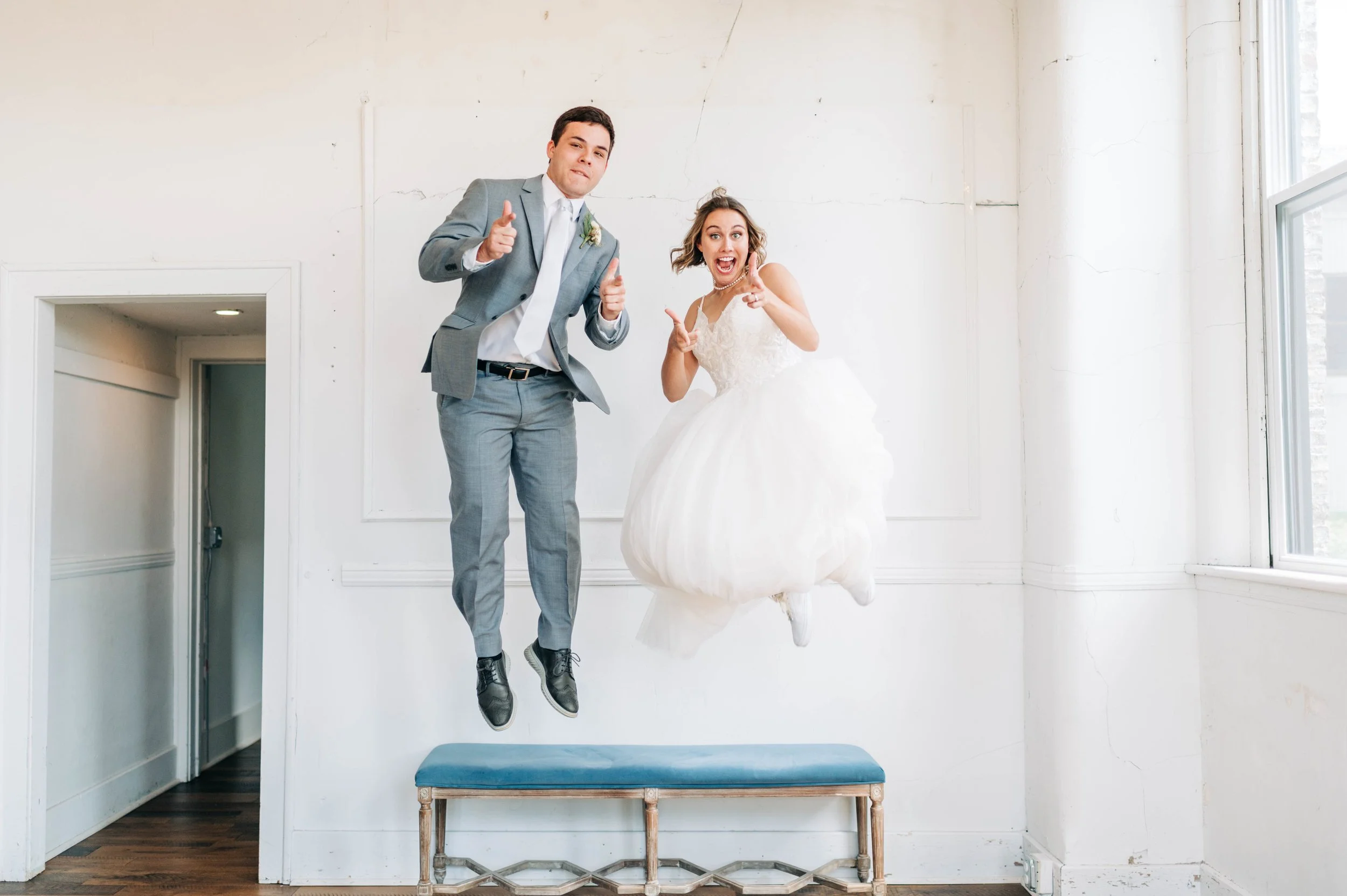 618 events couple jumping picture