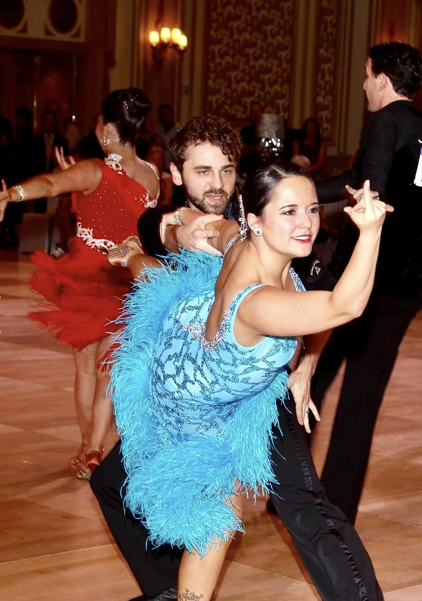 MELIFOLLA DUET DANCE