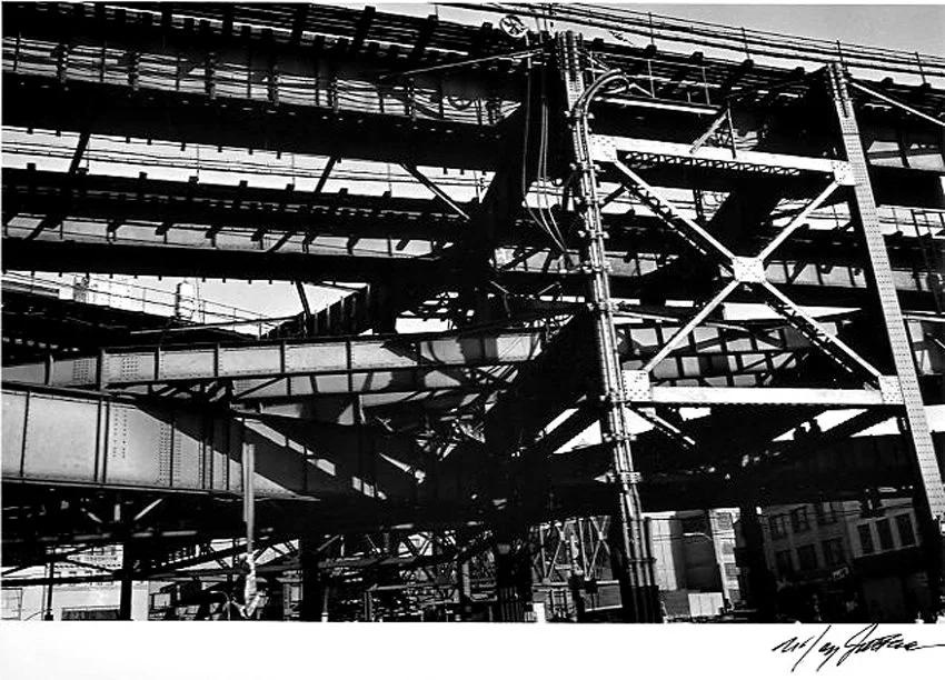 Trestle-Queens Plaza-Long Island City-Queens 1981.jpg