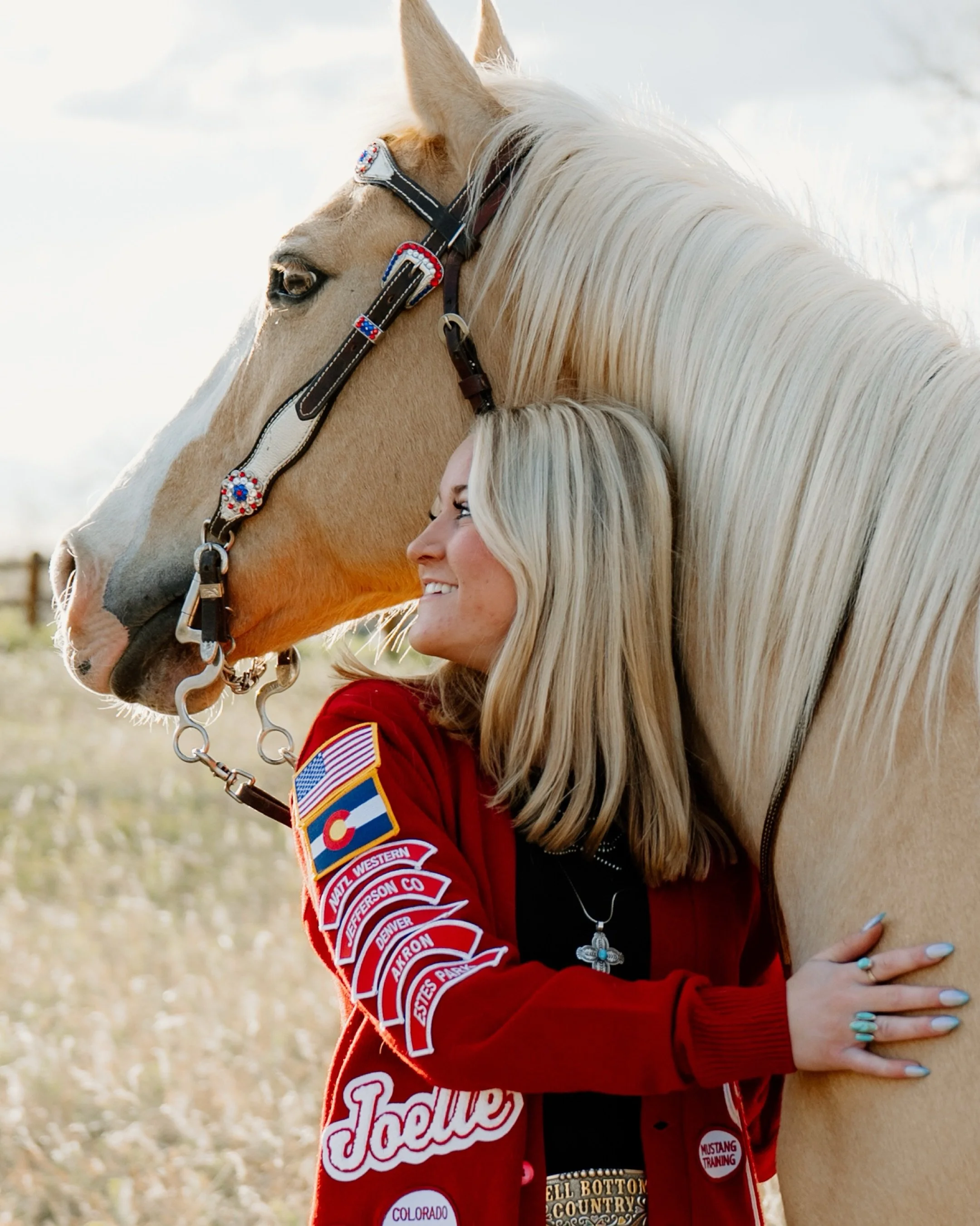 POV: I couldn&rsquo;t wait until Senior Sunday to share these 🤭

@westernaires_ 
Senior Photographer | Colorado Senior photos | Senior photos with horse | Senior photos | Northern Colorado Photographer 

#seniorsunday #seniorphotos #coloradophotogra
