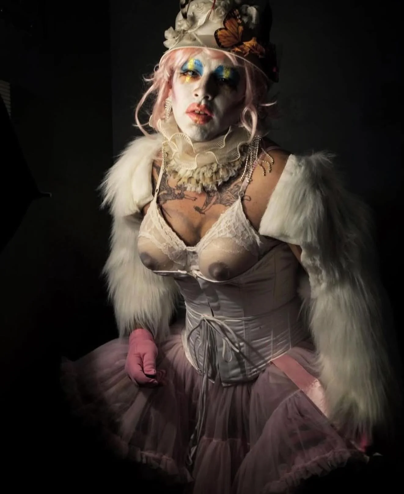 @kristill.avalanche 
&bull;
A project I did many years ago- clown self portraits 
What&rsquo;s your preference? Drag or clown drag? 

#clowns #burlesque #drag #attists #art #artistsoninstagram #dragonqueen #photographer #selfie #selfportrait