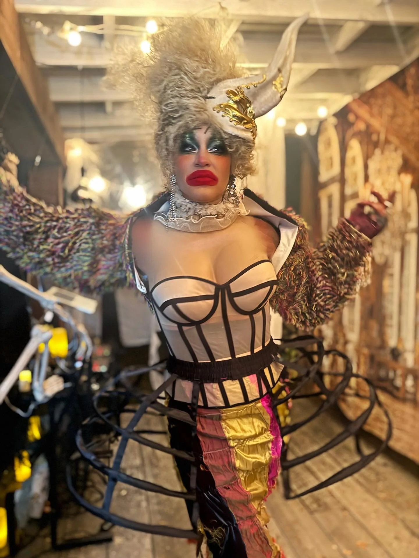 #sundayfunday 

#drag #dj #dragdj #gayhudsonvalley #clown #burleque #costume #party #gay