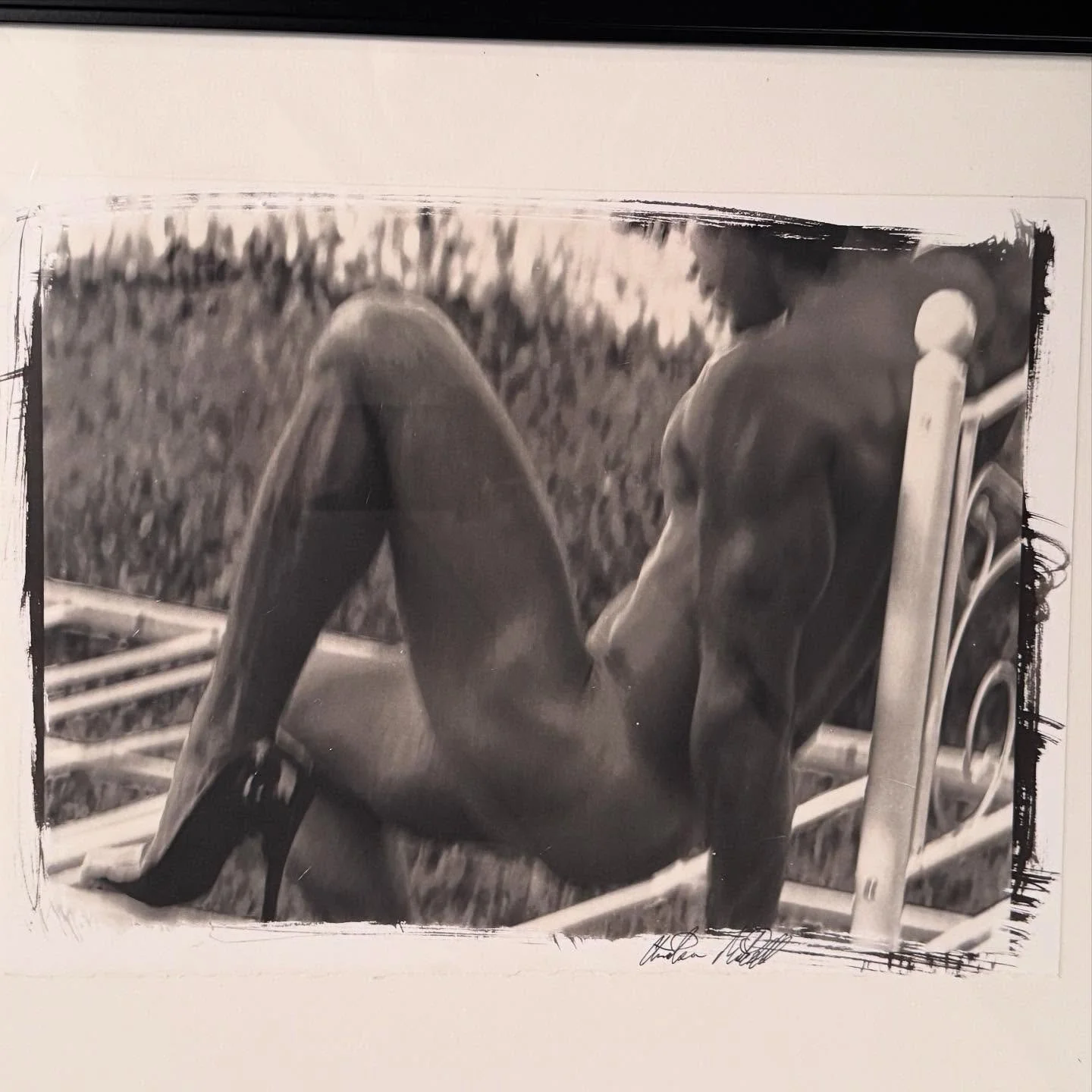 As the snow rolls in&hellip; I&rsquo;ll just close my eyes and think about summer. 

#wintersucks
#winteriscomjng 
#malebody
#muscle
#gayhudsonvalley 
#gayart