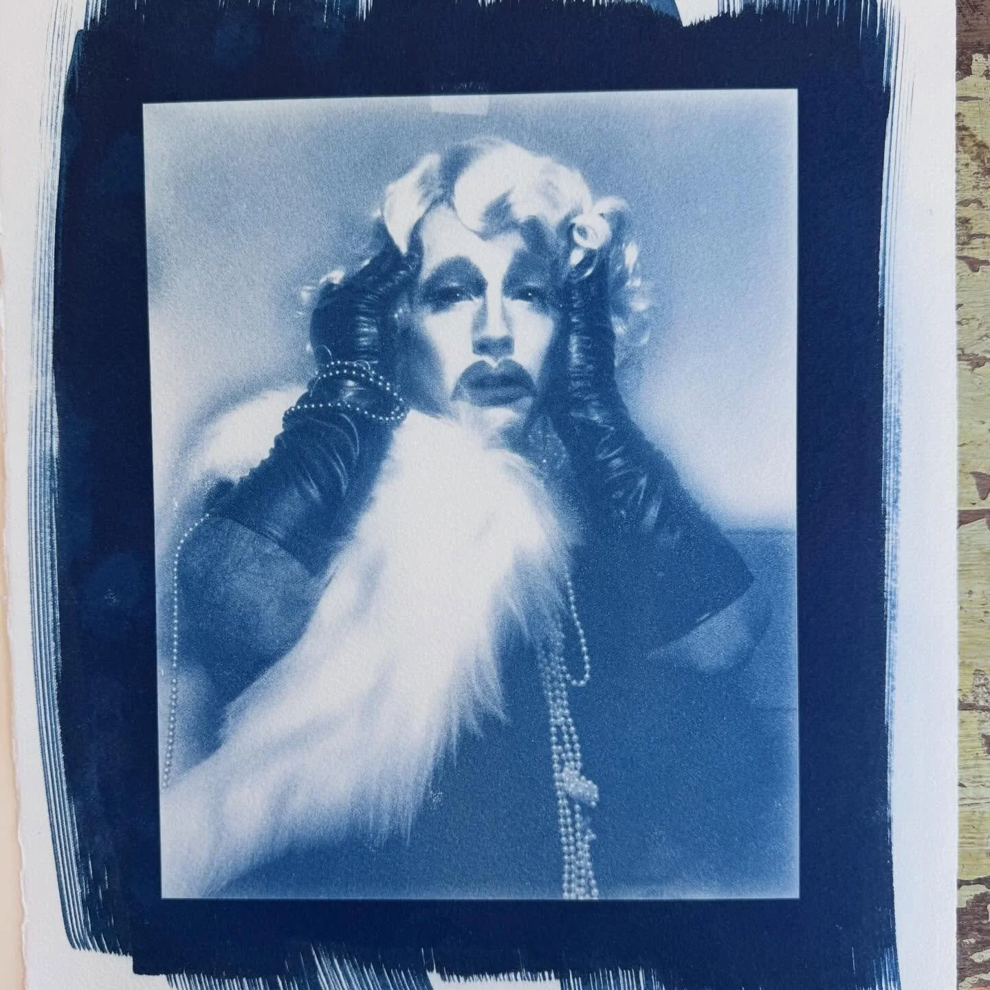 Cyanotype print -
Time to dive back into printing mode! These dark cold days are perfect for hiding in the studio.