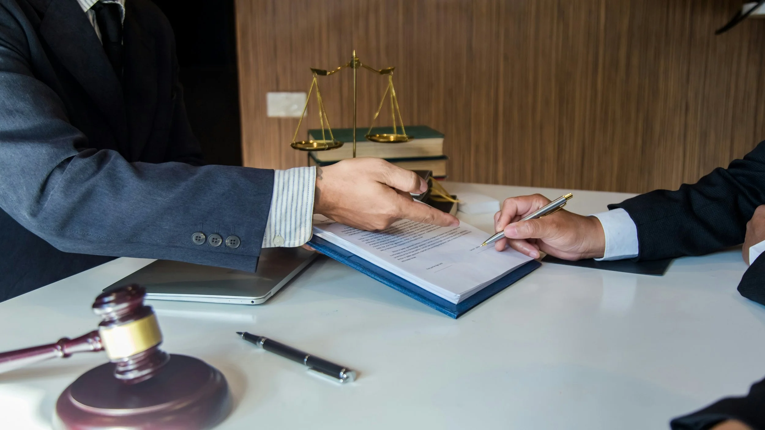 insurance adjuster getting statement