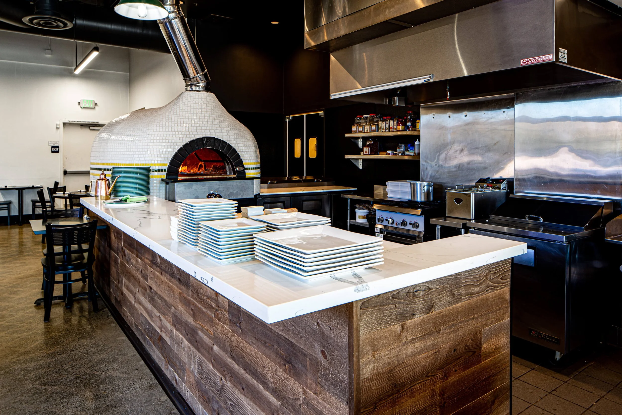 Flour Dust Pizza (Commercial)