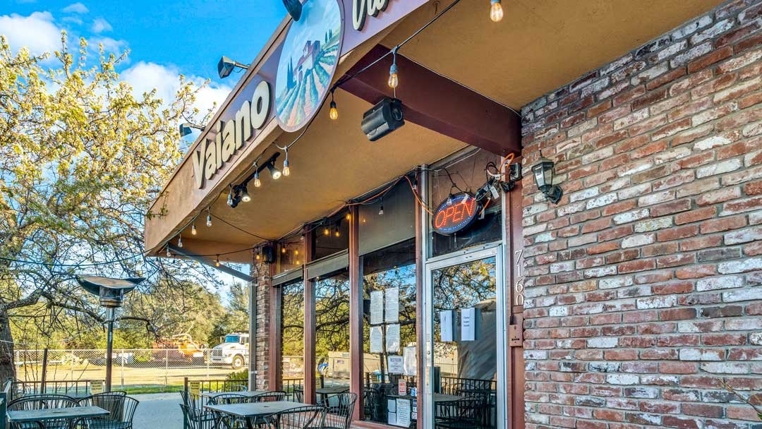 Exterior of Vaiana Trattoria