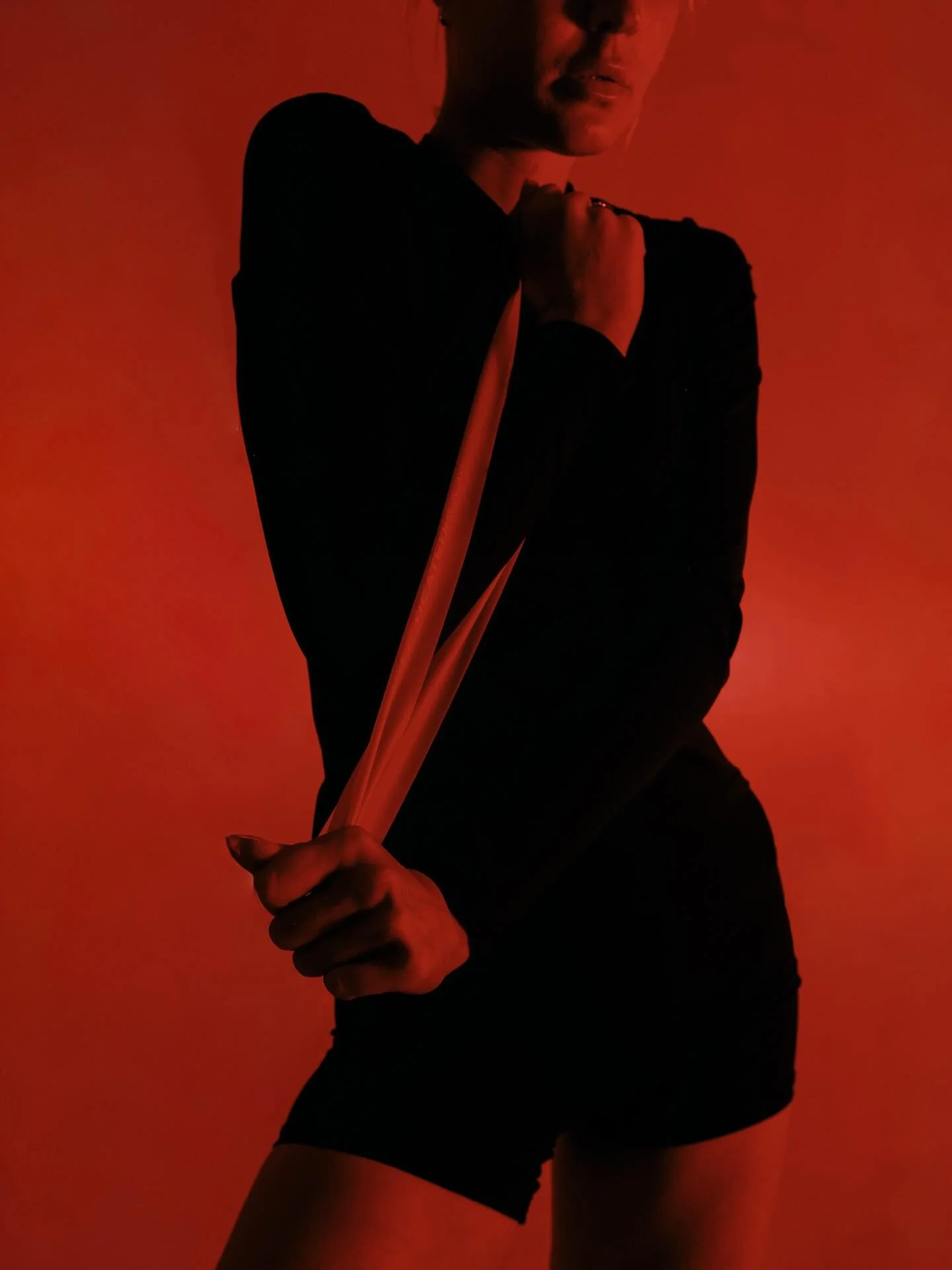 Turn up the heat.
Turn inward.

Where strength meets rhythm.
Be part of the HR experience.