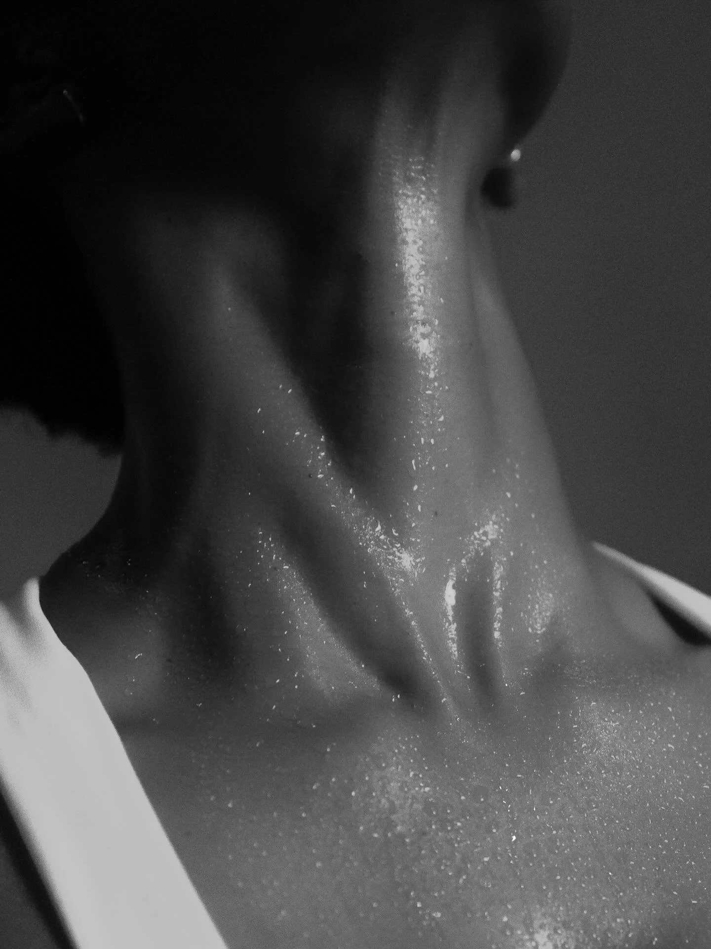 She&rsquo;s not chasing strength.
She is becoming it.
Strength starts with the woman who lead the room.
Power looks like this.