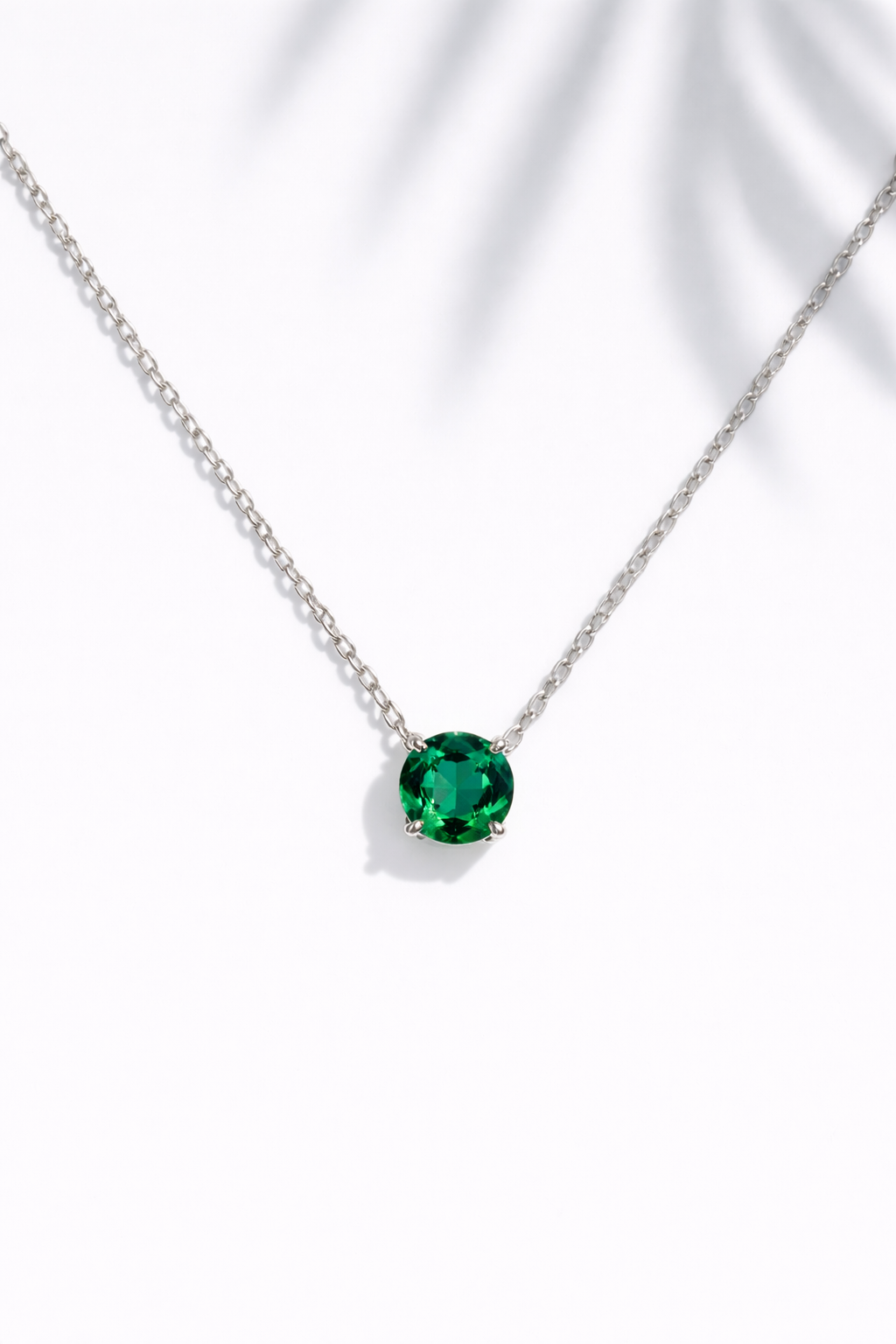 Classic Floating Emerald