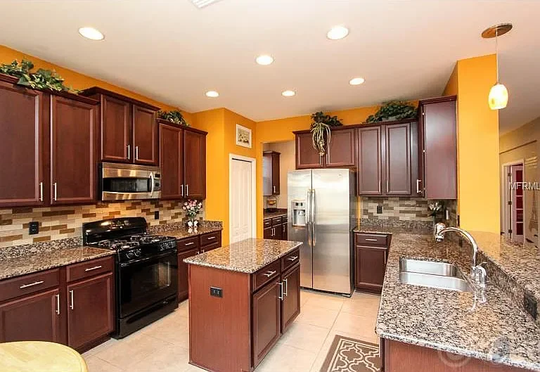 Backsplash and paint