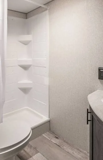 rancho-pancho-rv-batrhoom-shower-toilet-sink-warm-water