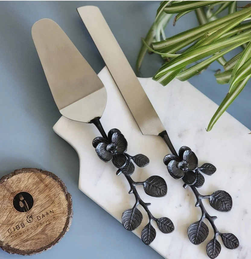 FAIRE luxurious gold cake knife and server set 3.jpg