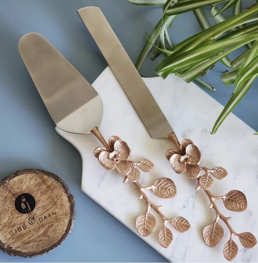 FAIRE luxurious gold cake knife and server set 5.jpg