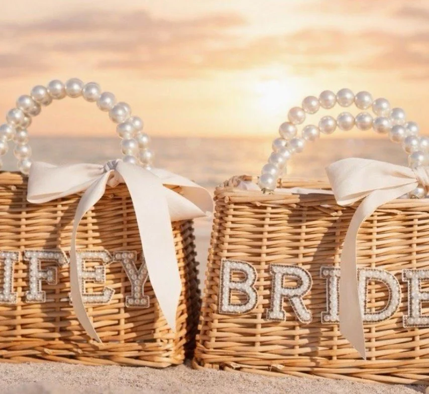 FAIRE bride pearl hand bag 3.jpg