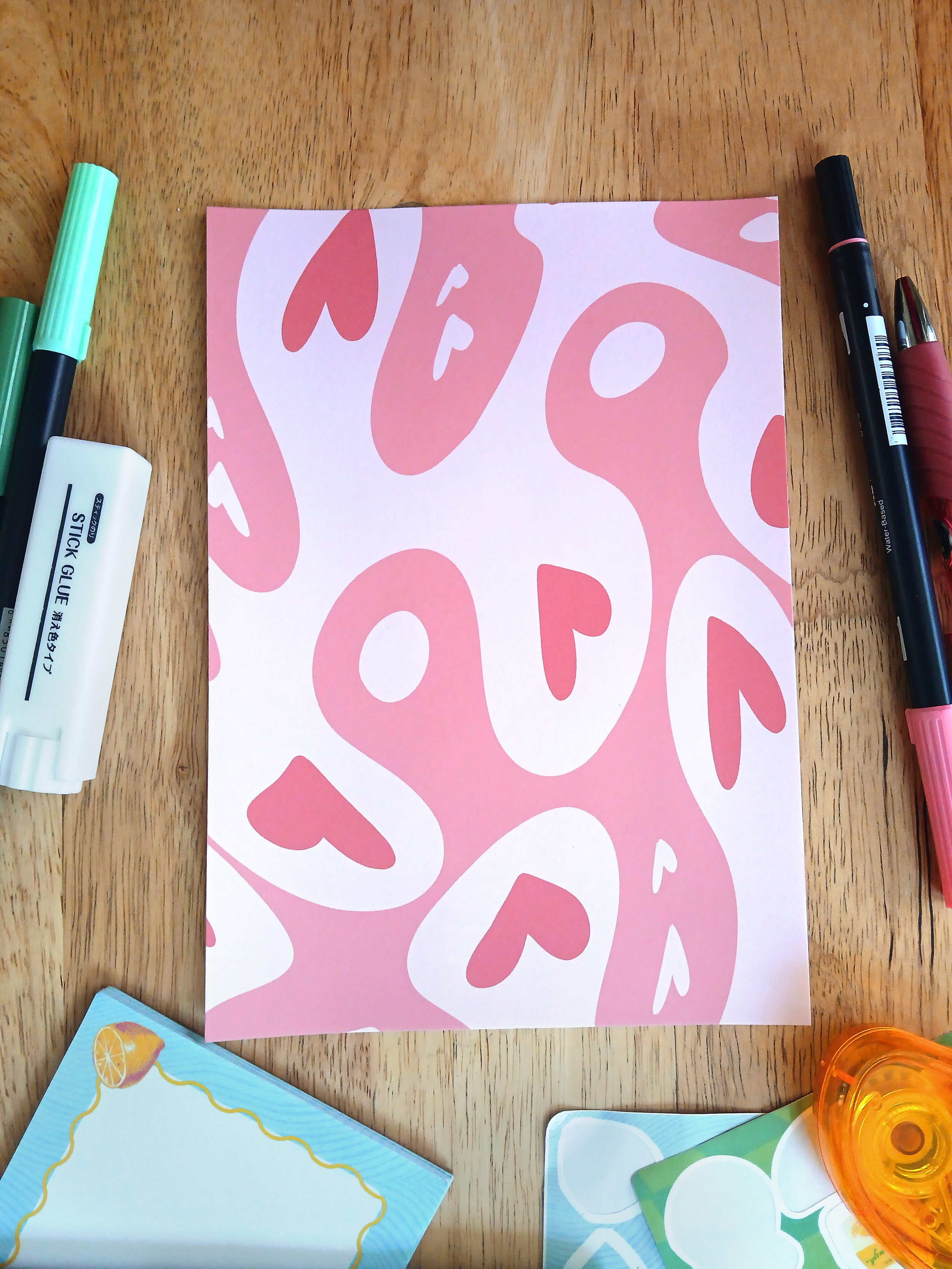 Groovy Girl Paper Pack Page Hearts.png